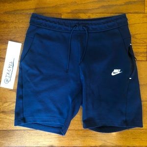 Nike Sportswear Premium Shorts